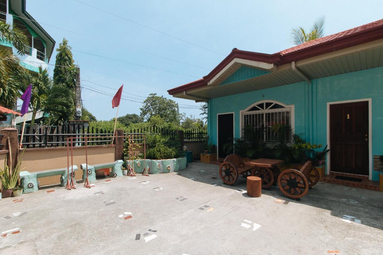 En Gedi Beach Resort By Reddoorz Iba Exterior photo