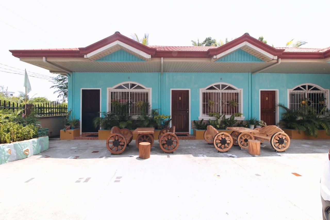 En Gedi Beach Resort By Reddoorz Iba Exterior photo
